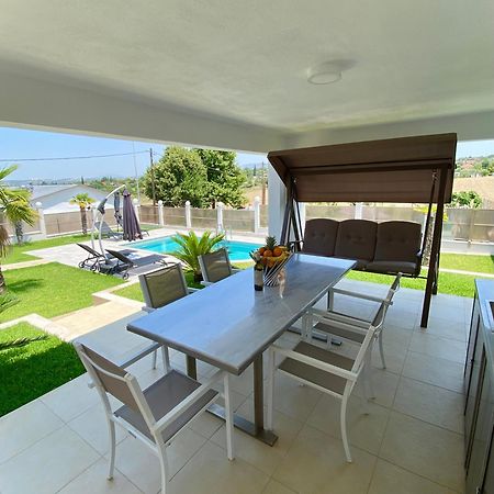 Villa Liana , Private Villa With Pool And Garden Vergia Buitenkant foto