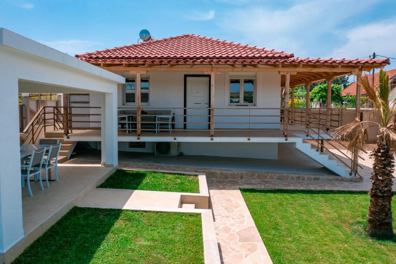 Villa Liana , Private Villa With Pool And Garden Vergia Buitenkant foto